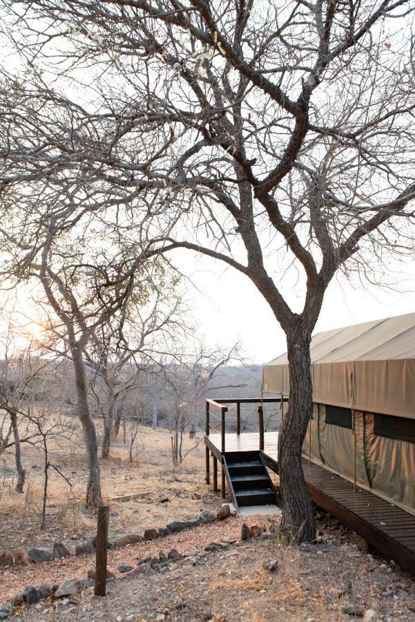 Parsons Hilltop Safari Camp 巴卢莱自然保护区 外观 照片